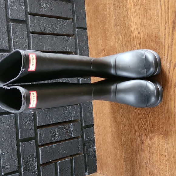 Hunters Original Tall Rain Boot - Picture 2 of 7